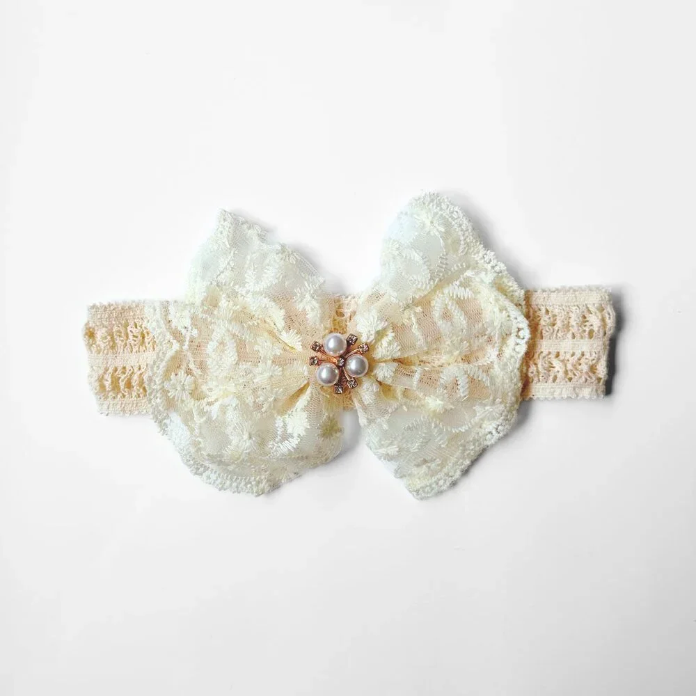 NWT Pretty Boutique Girls Beaded Lace Bow Headband Cute Hair Accessories Cream